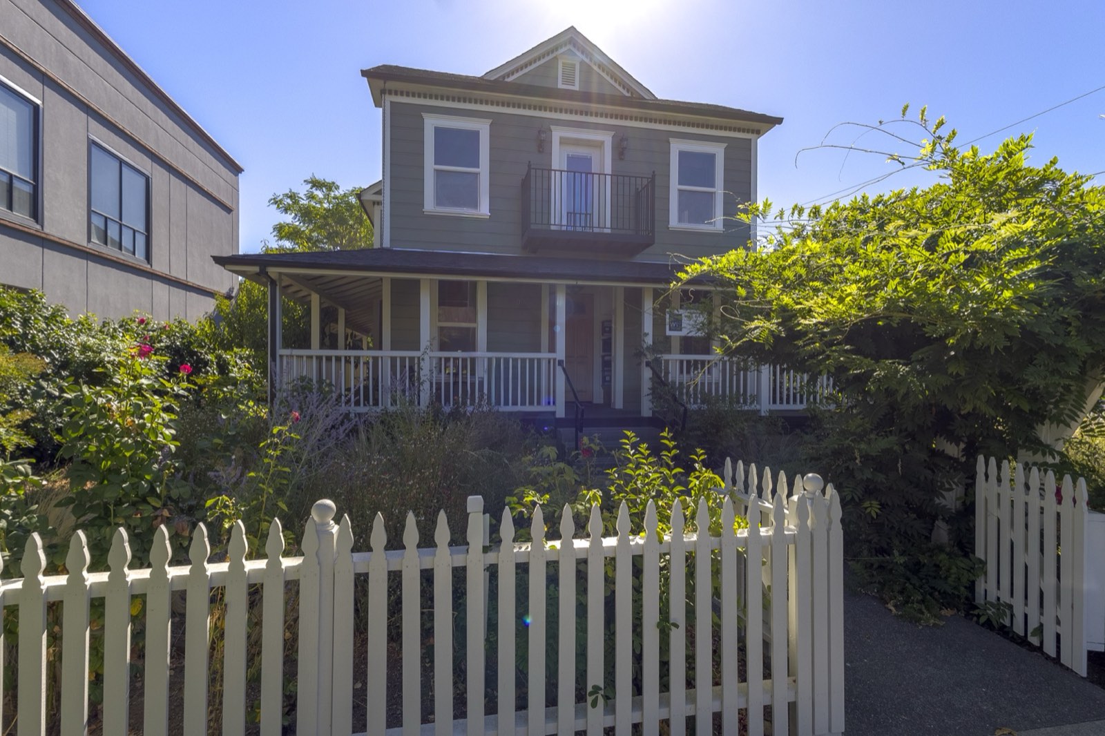 230 Center Street