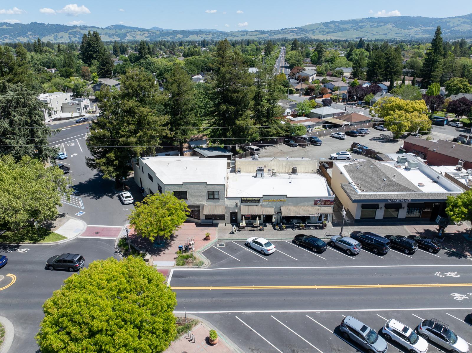 8200 La Plaza photo 2